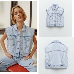 Zara Light Wash Denim Vest Size Small‎